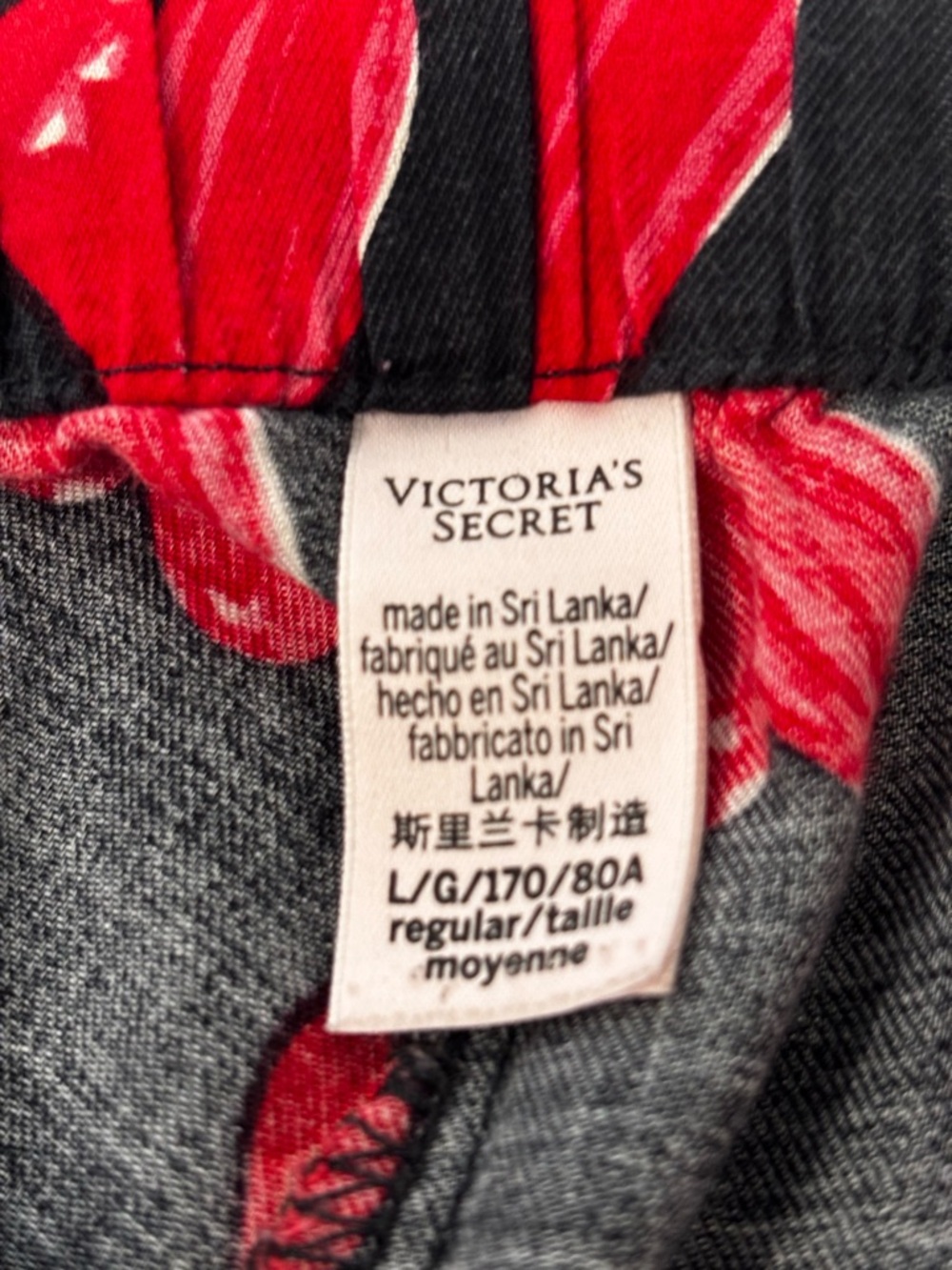 Victoria’s Secret Heart Print Pajama Pants Black Red Lounge L‎ Pockets - Picture 2 of 7